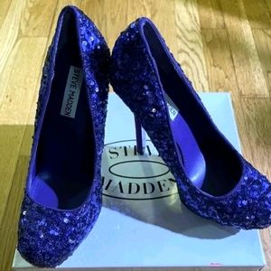 LIMITED EDITION STEVE MADDEN PURPLE GLITTER PUMPS